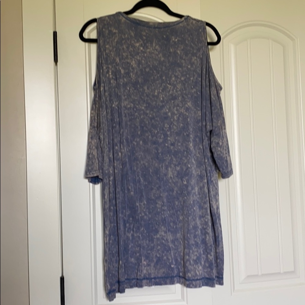 Dress - Picture 2 of 3